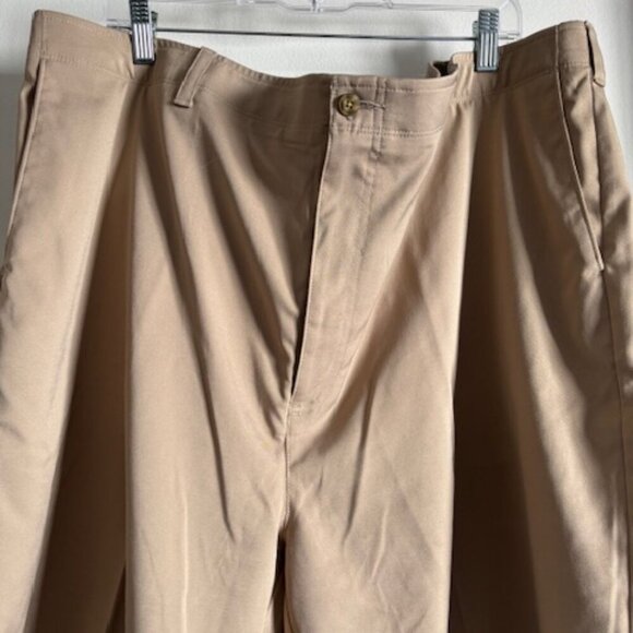 PGA Tour Golf shorts size 48 - Picture 2 of 6